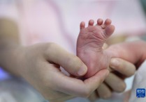 中秋节：他们坚守岗位