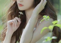 把男生的坤坤放到女生嘴巴里